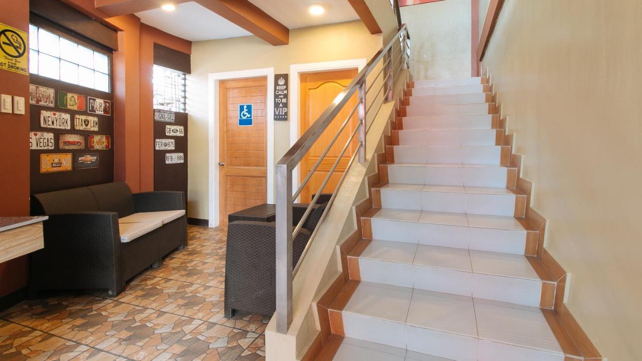 Reddoorz Plus Near Lapasan Plaza Cagayan De Oro Exteriör bild