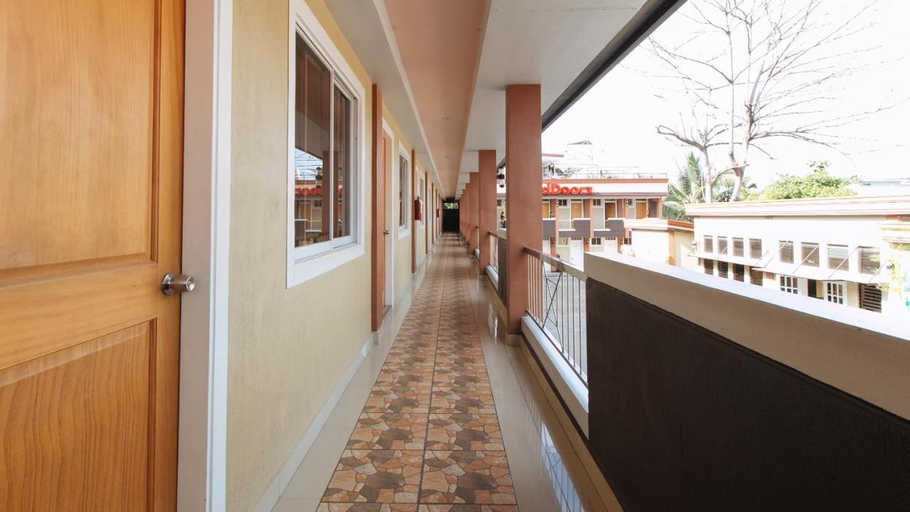 Reddoorz Plus Near Lapasan Plaza Cagayan De Oro Exteriör bild