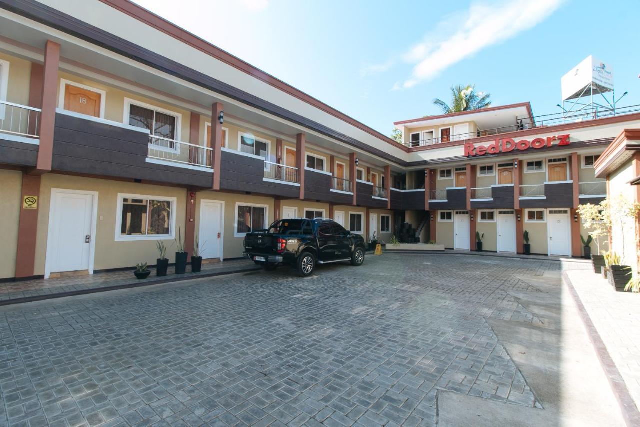 Reddoorz Plus Near Lapasan Plaza Cagayan De Oro Exteriör bild